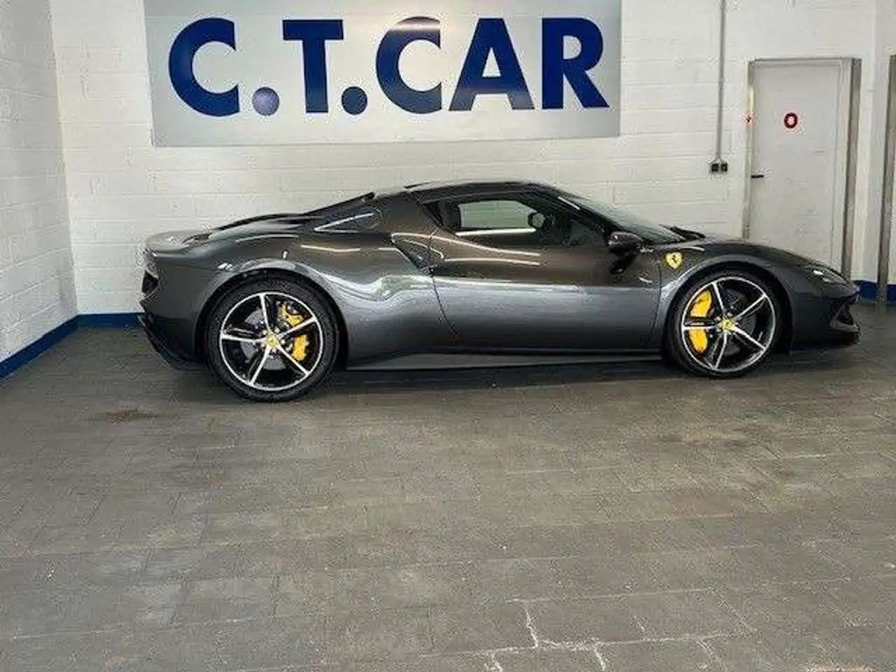 Фото машины