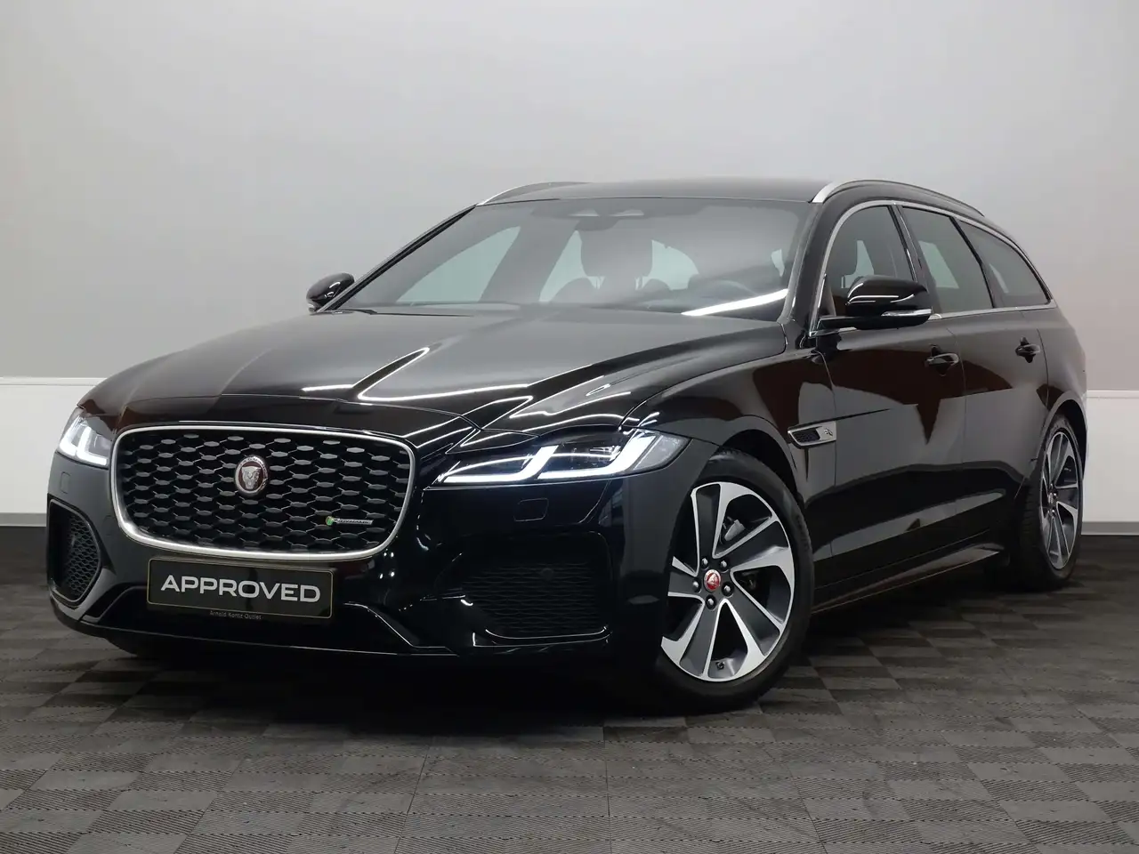 XFD200 Sportbrake R-Dynamic S Auto RWD