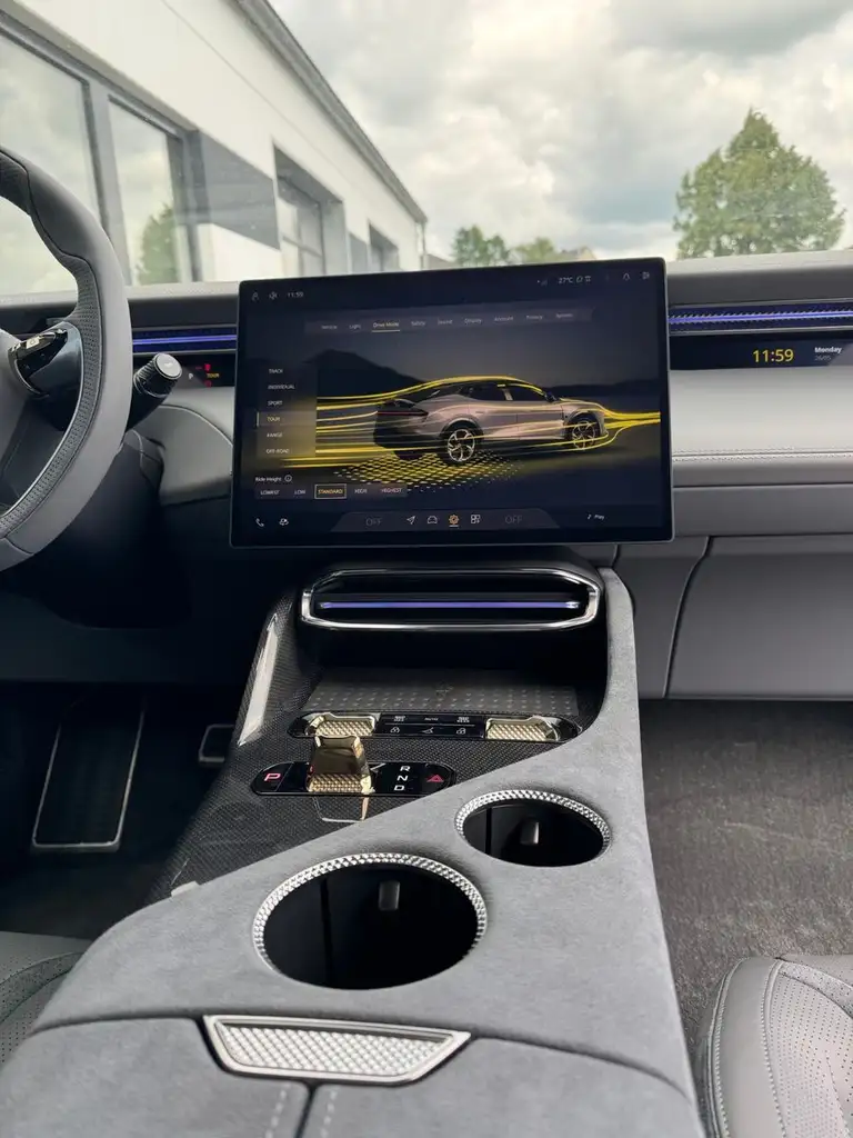 Фото машины 26