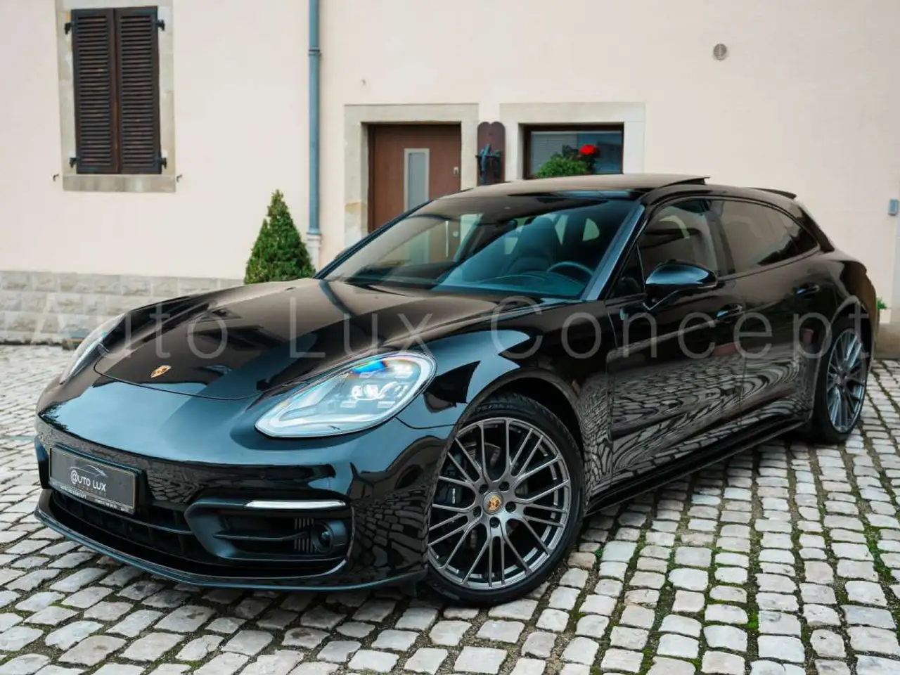 Panamera4 Sport Turismo Platinum Edition/HUD/360/Inno/AHK