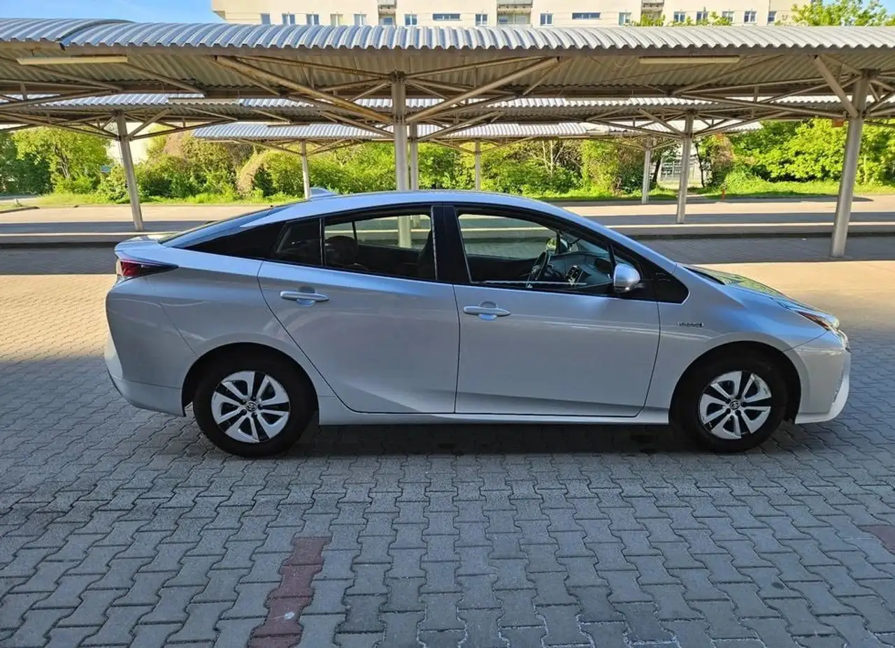 PriusPrius Plug-in Hybrid Comfort