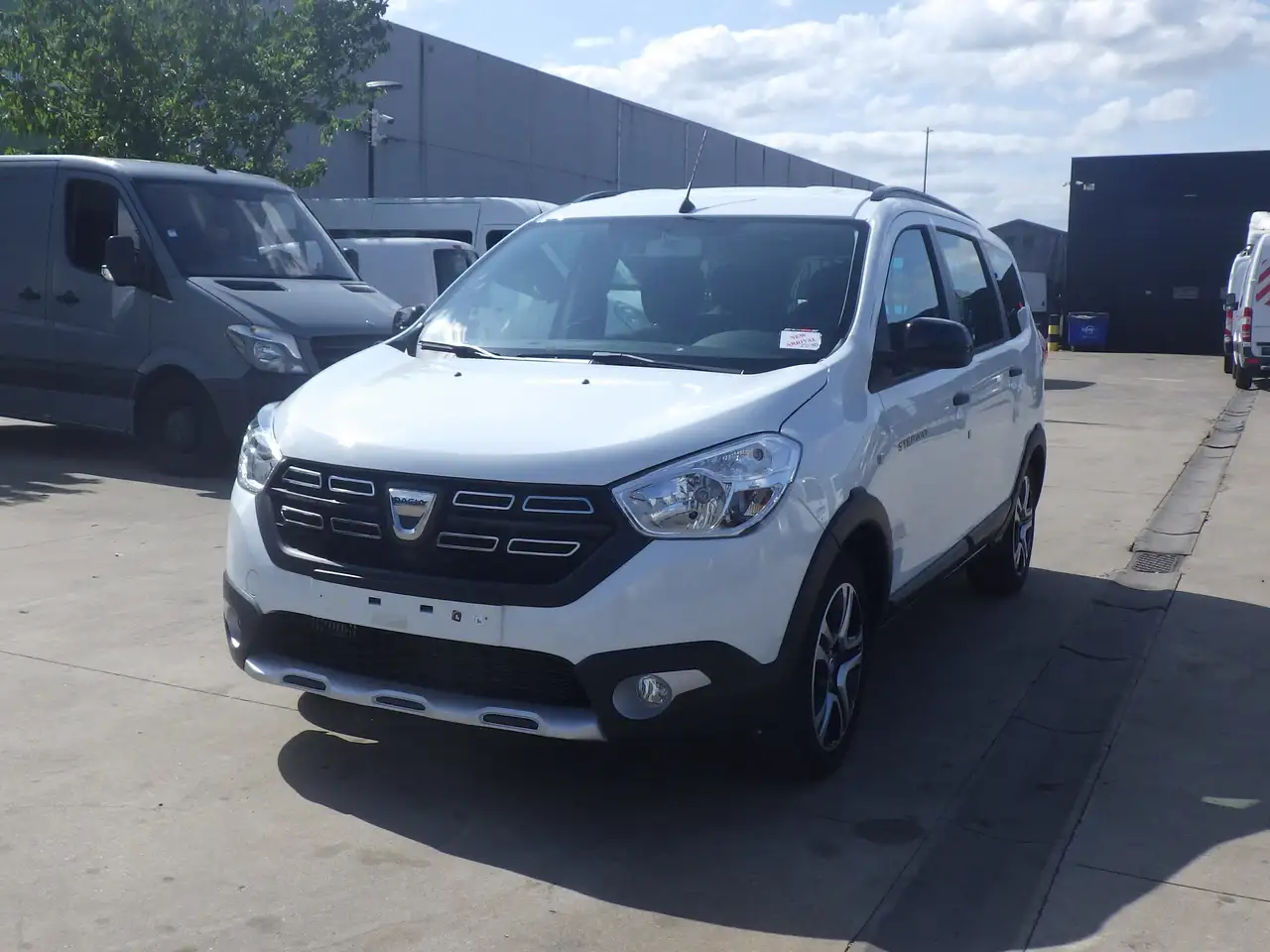 Lodgy(Stock ID 35010) EXPORT