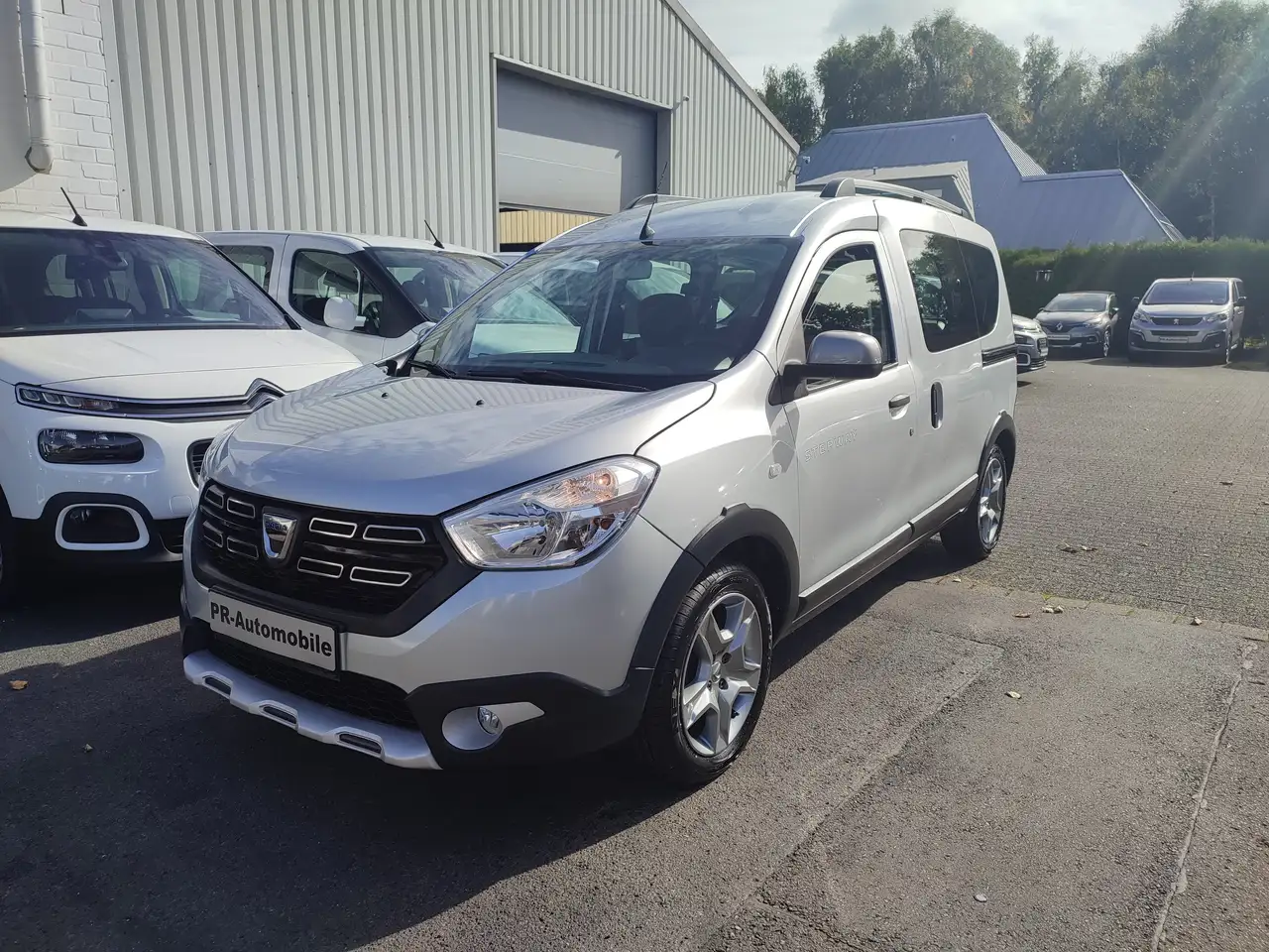 DokkerBlue dCi 95 Stepway Klima/Navi/Cam/AHK