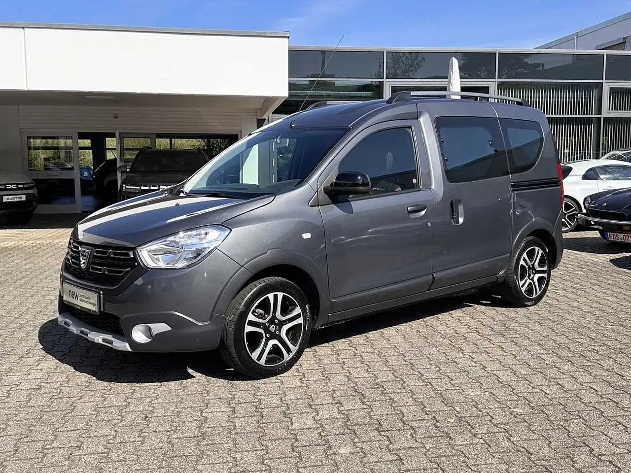 DokkerStepway Celebration SCe 100