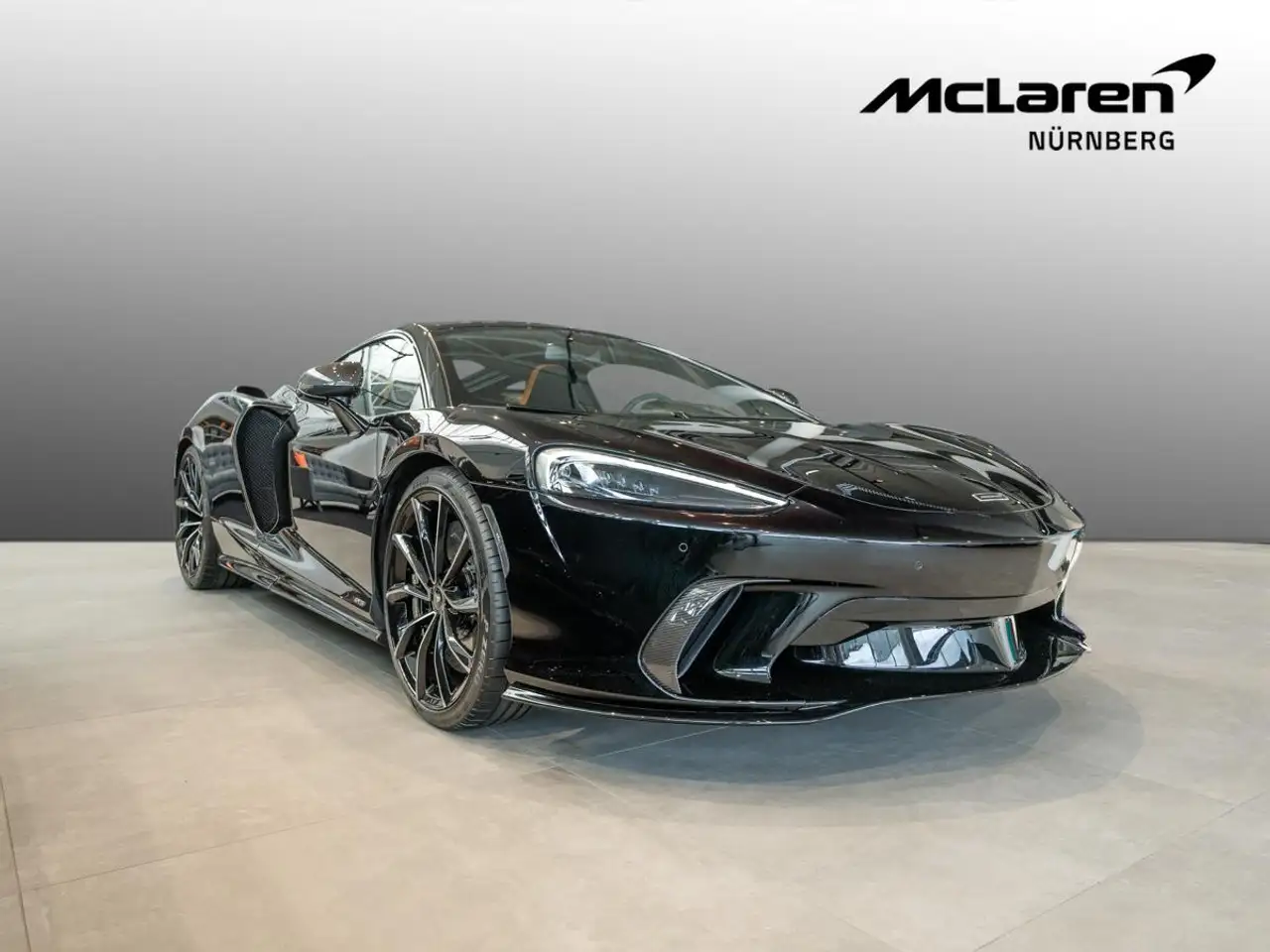 GTS /MSO/Performance/B&W/Panoramic roof