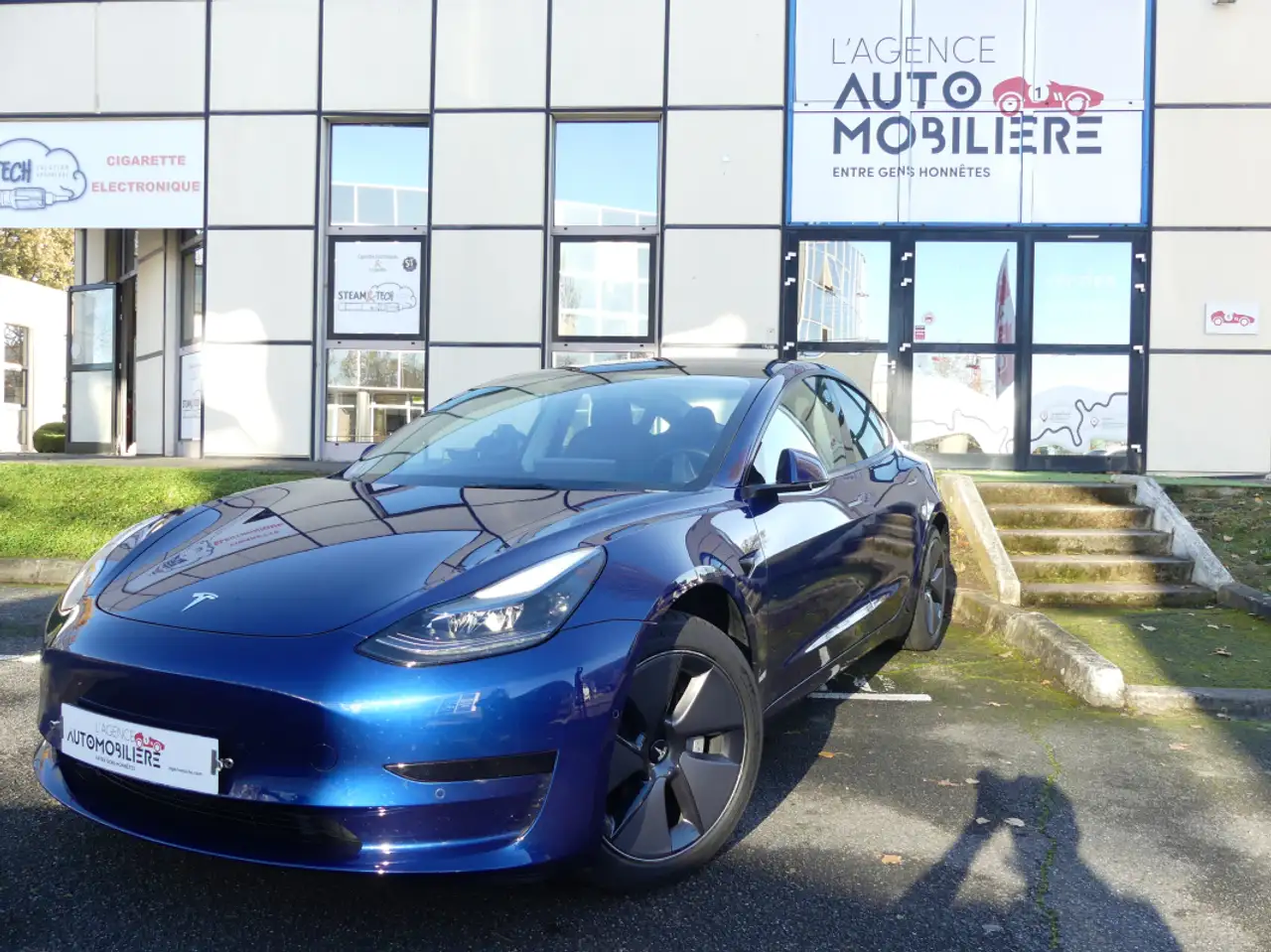 Model 3275 AUTONOMIE STANDARD PLUS RWD 60KWH
