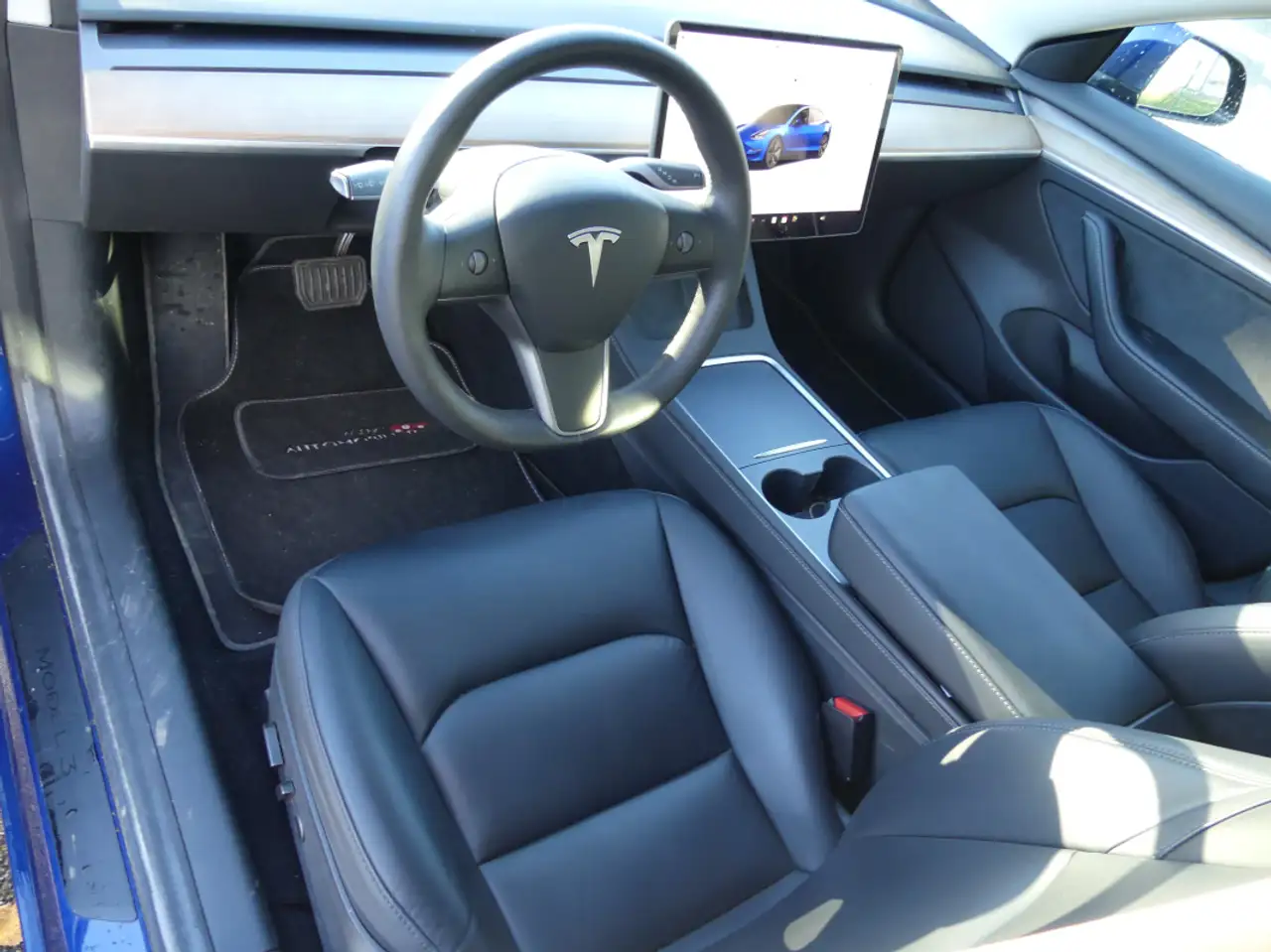 Фото машины