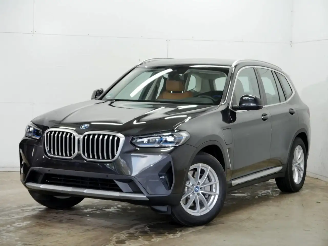X3xDrive 30 e Sport Laser HeadUp AHK Kamera
