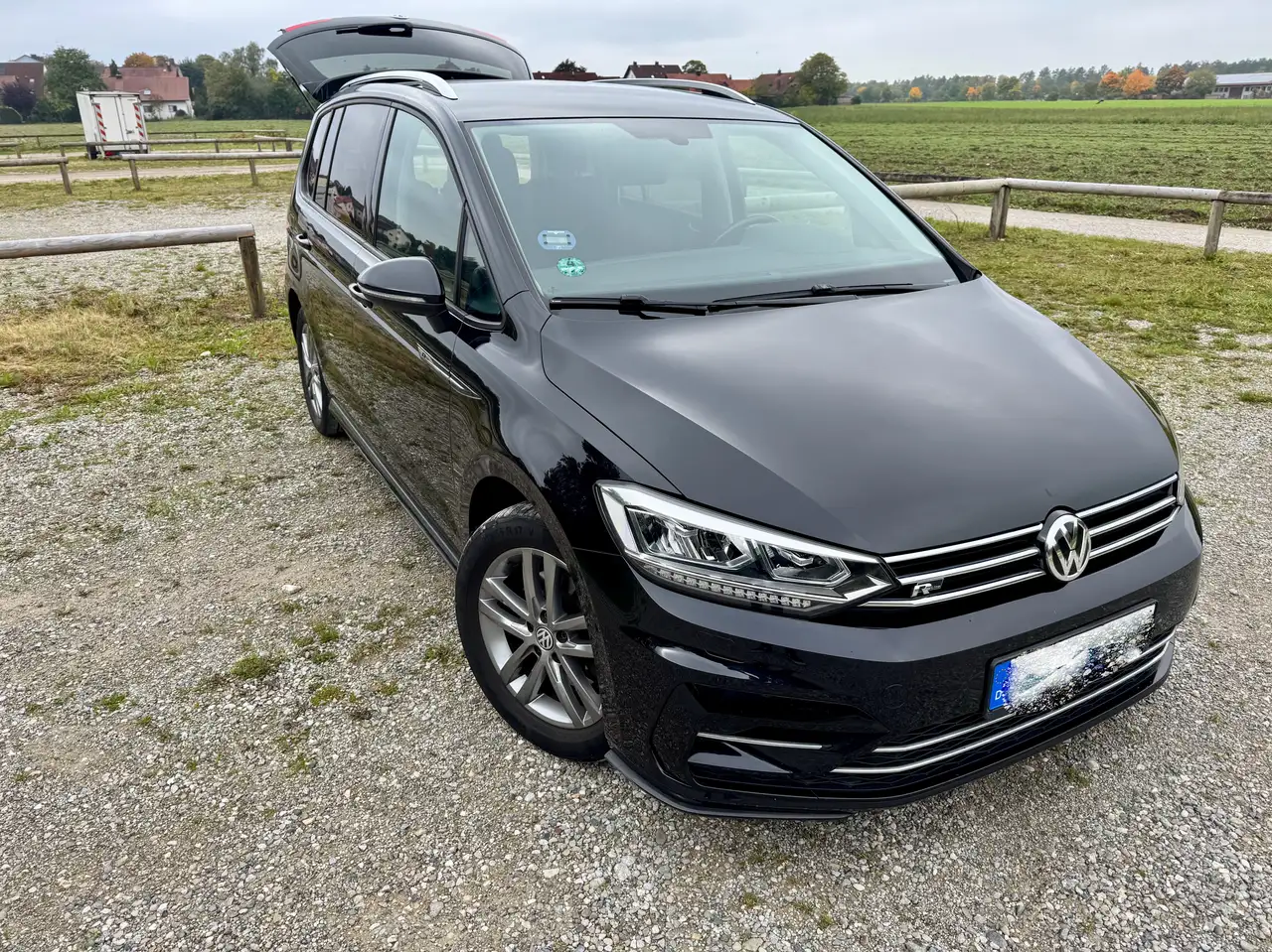 Touran1.4 TSI DSG R-Line