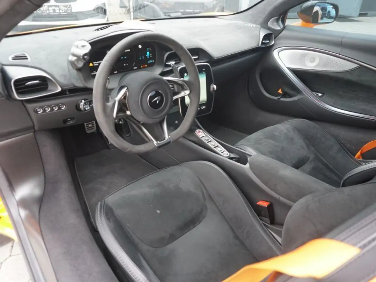 Фото машины