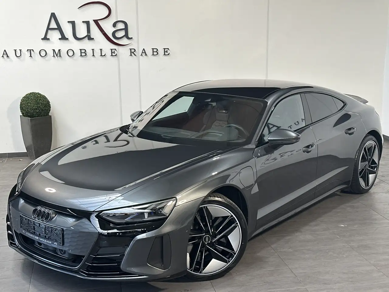 RSQu NAV+LED+HUD+360°+PANO+B&O+VCOCK