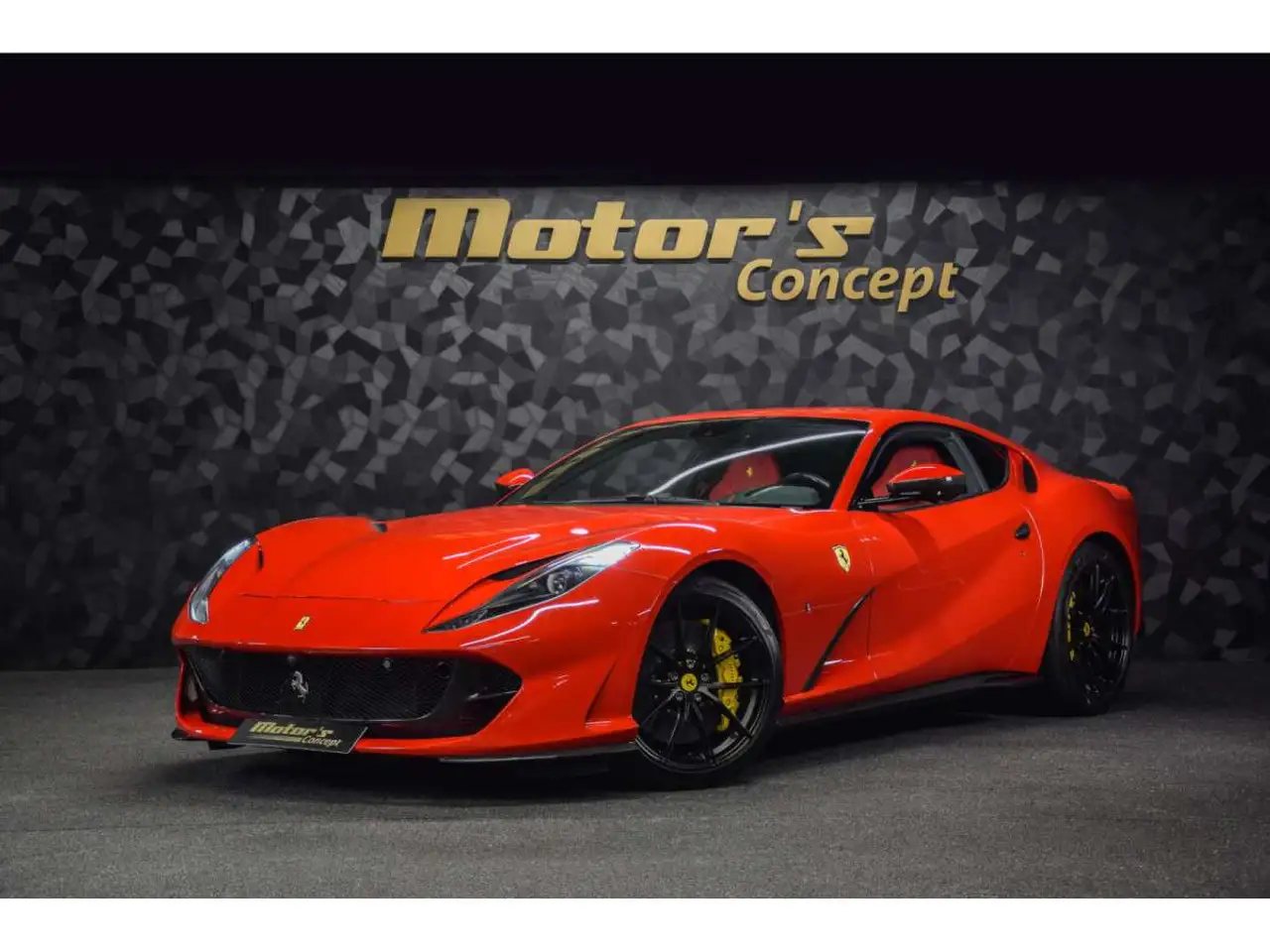 812Superfast 6.5 V12 - ROSSO CORSA