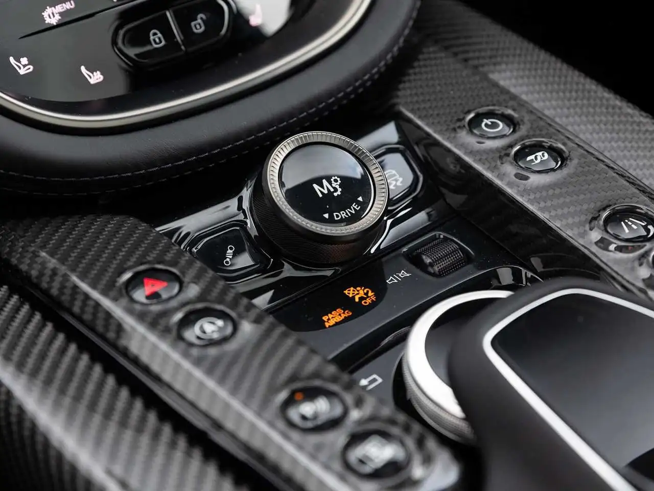 Фото машины 24