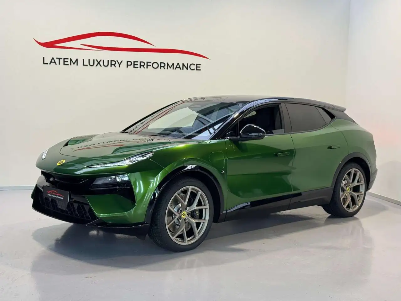 EletreStellar Black Netto 70 000 € + BTW Wrap