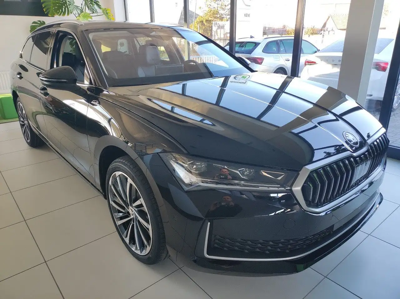 SuperbCombi 2.0 TSI 4X4 DSG Laurin&Klement VOLL