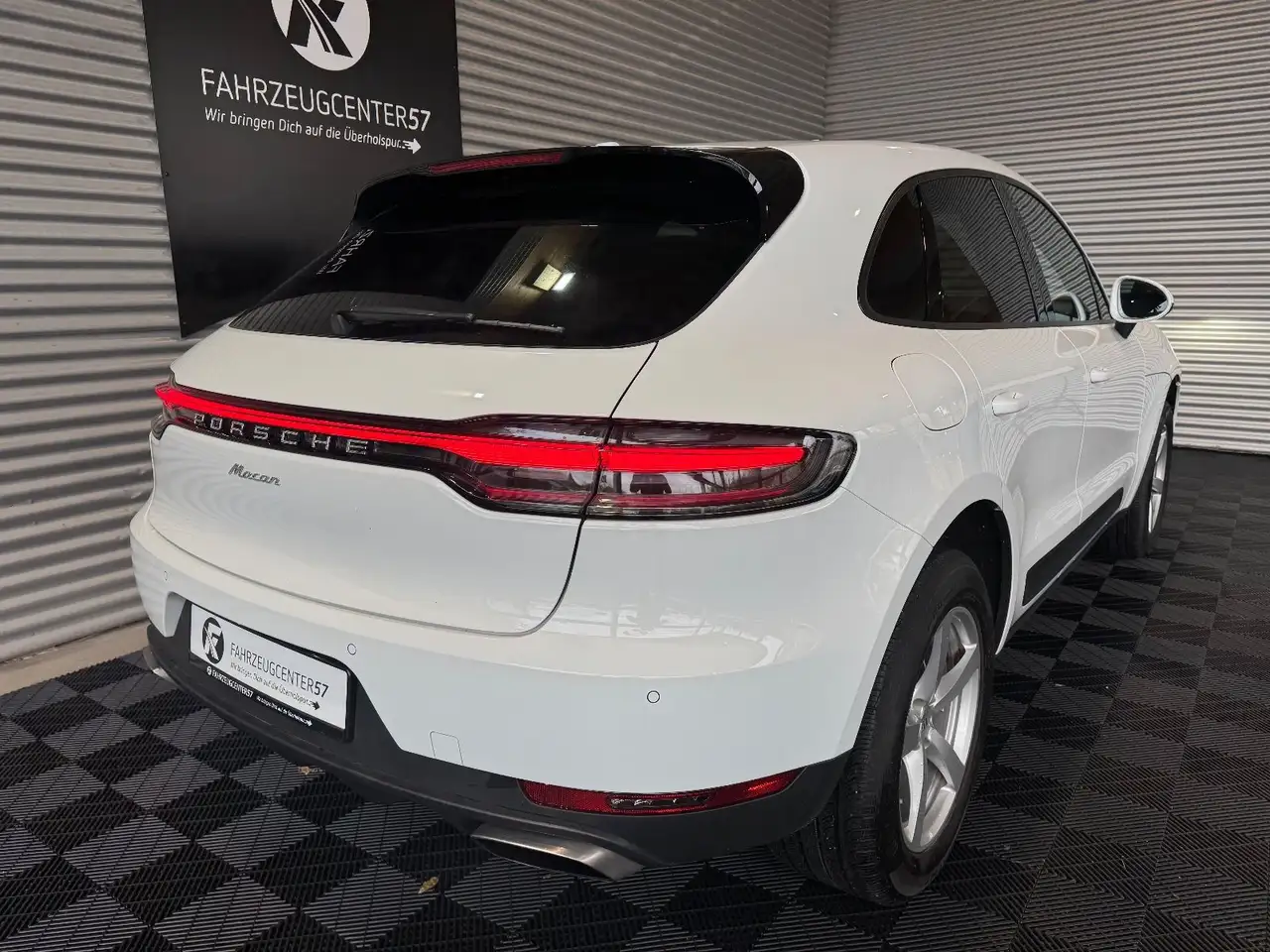 Фото машины