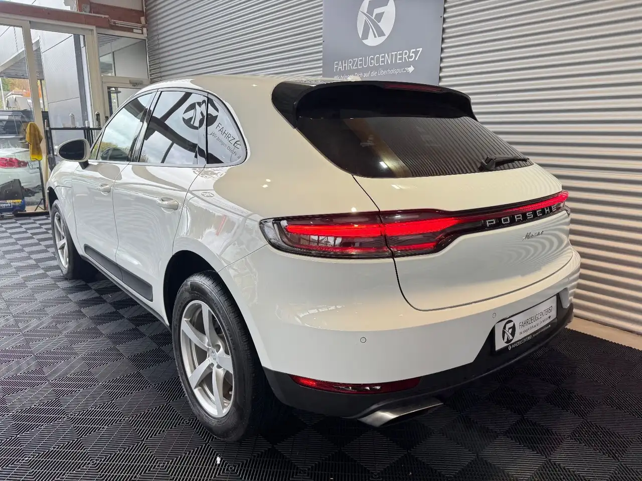 Фото машины