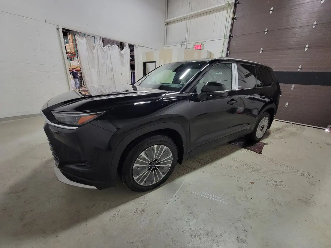 HighlanderGRAND Highlander Platinum Max T1: 72.900 EURO