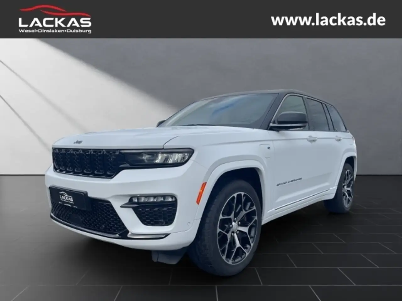 Grand CherokeeSUMMIT* TZFOLIE MATT*WKR*AHK