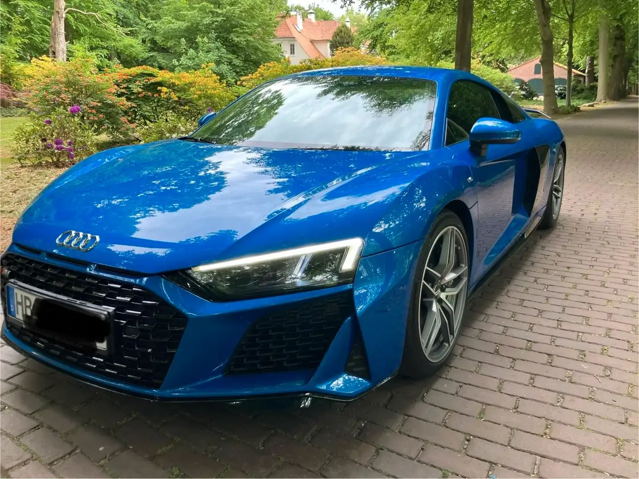 R85.2 FSI quattro performance Alcantara B&O