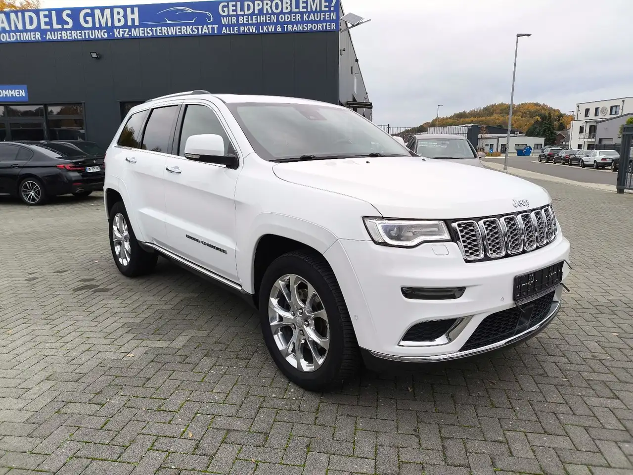 Grand Cherokee3.0 CRD Summit,,LEDER,NAVI,PDC+