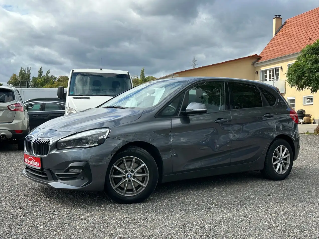 218Baureihe 2 Active Tourer 218 d Advantage