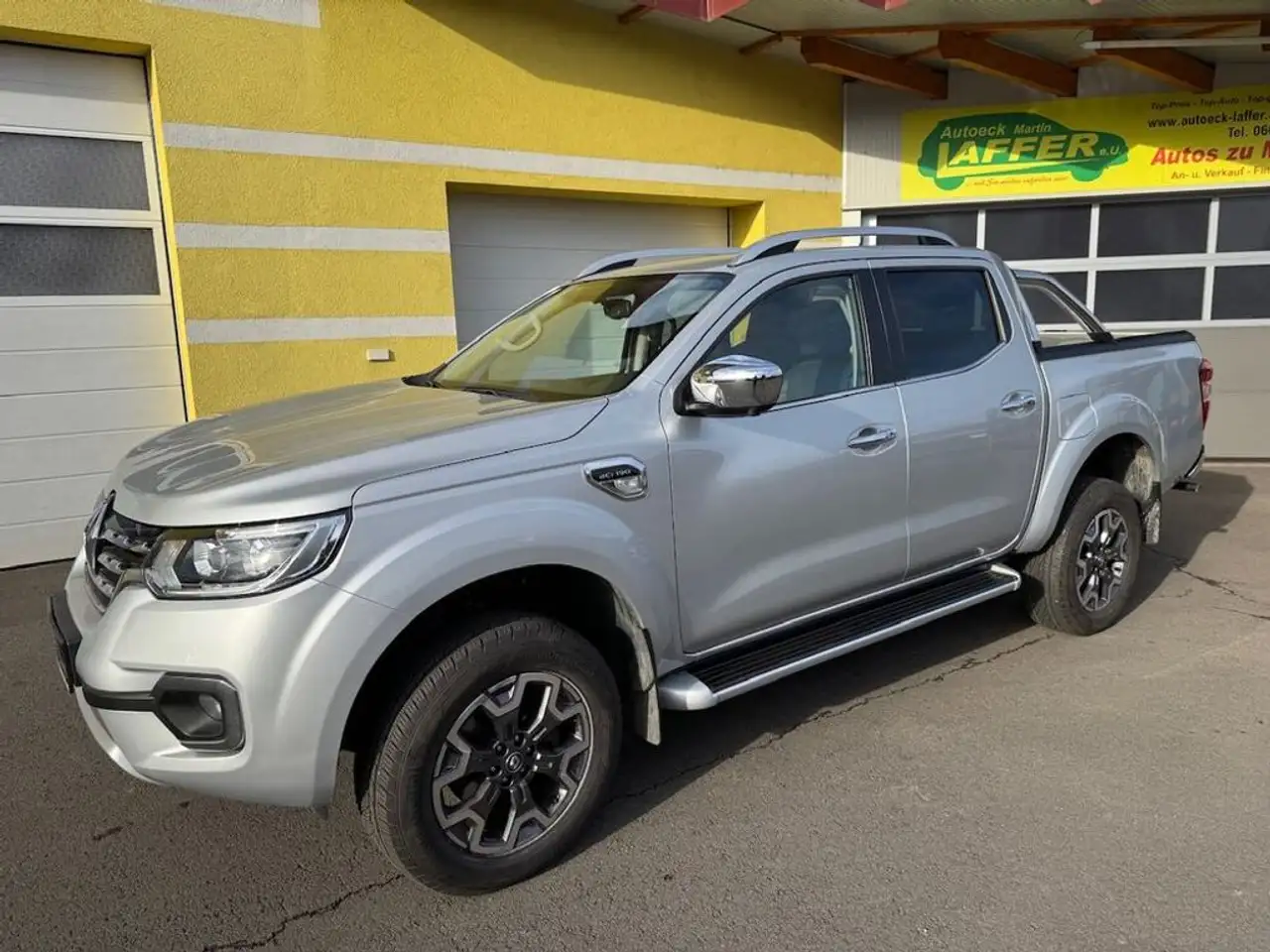 AlaskanIntens Double Cab 4x4 Aut. nur 15500km TOP