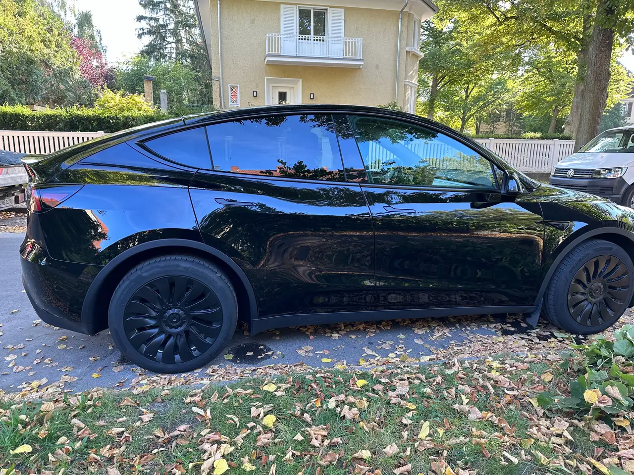 Model YModel Y Long Range Dual Motor AWD