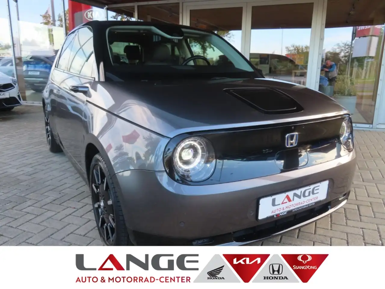 eAdvanc Park-Assistent Panorama Navi Soundsystem LE