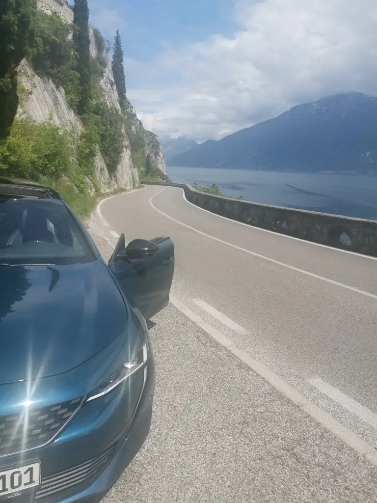 508SW PureTech 180 EAT8 GT