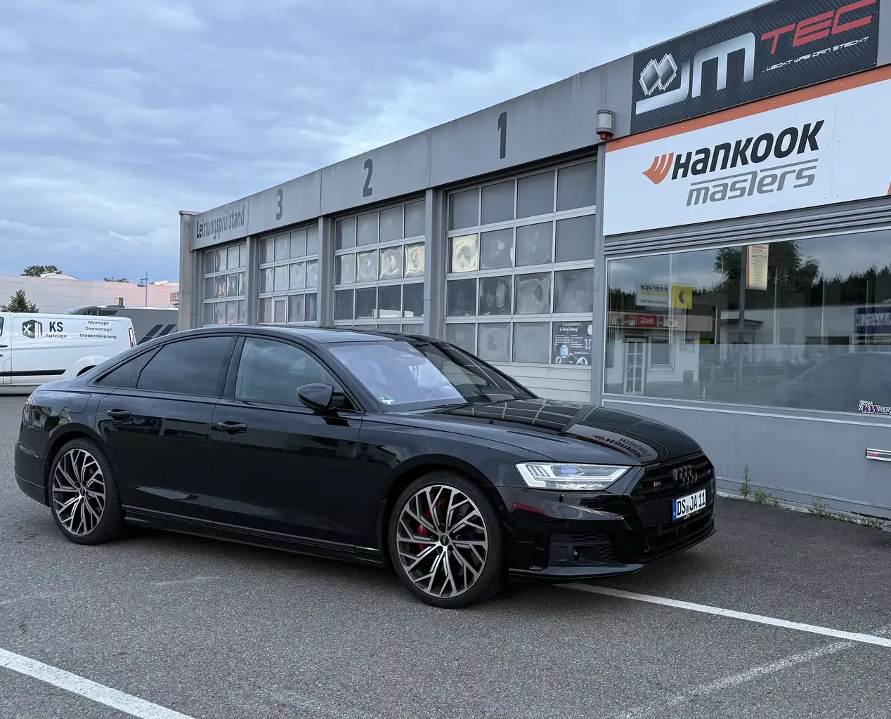 S8quattro megavoll Nacht AHK B&O Pano Softclose 3xTV