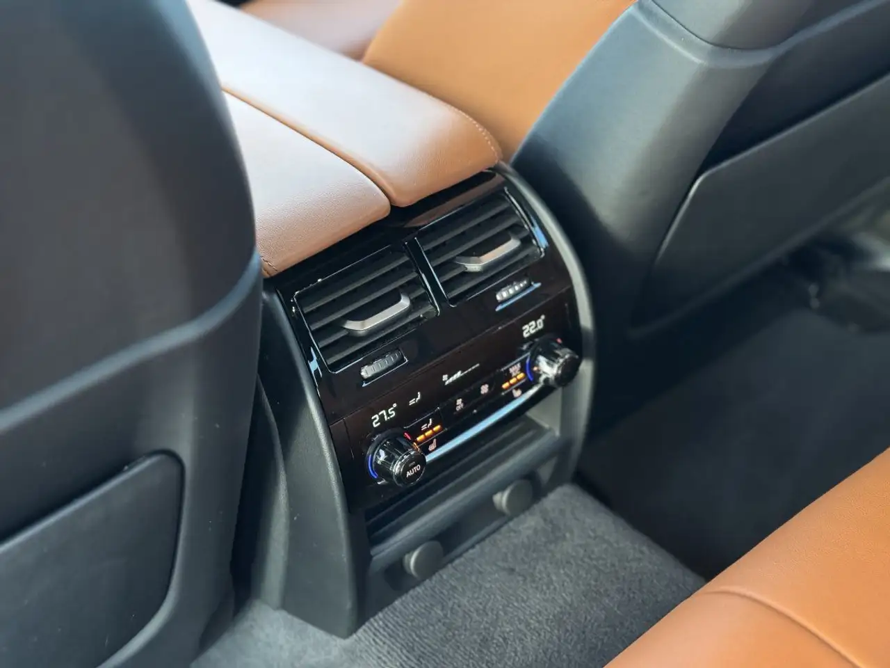 Фото машины 33