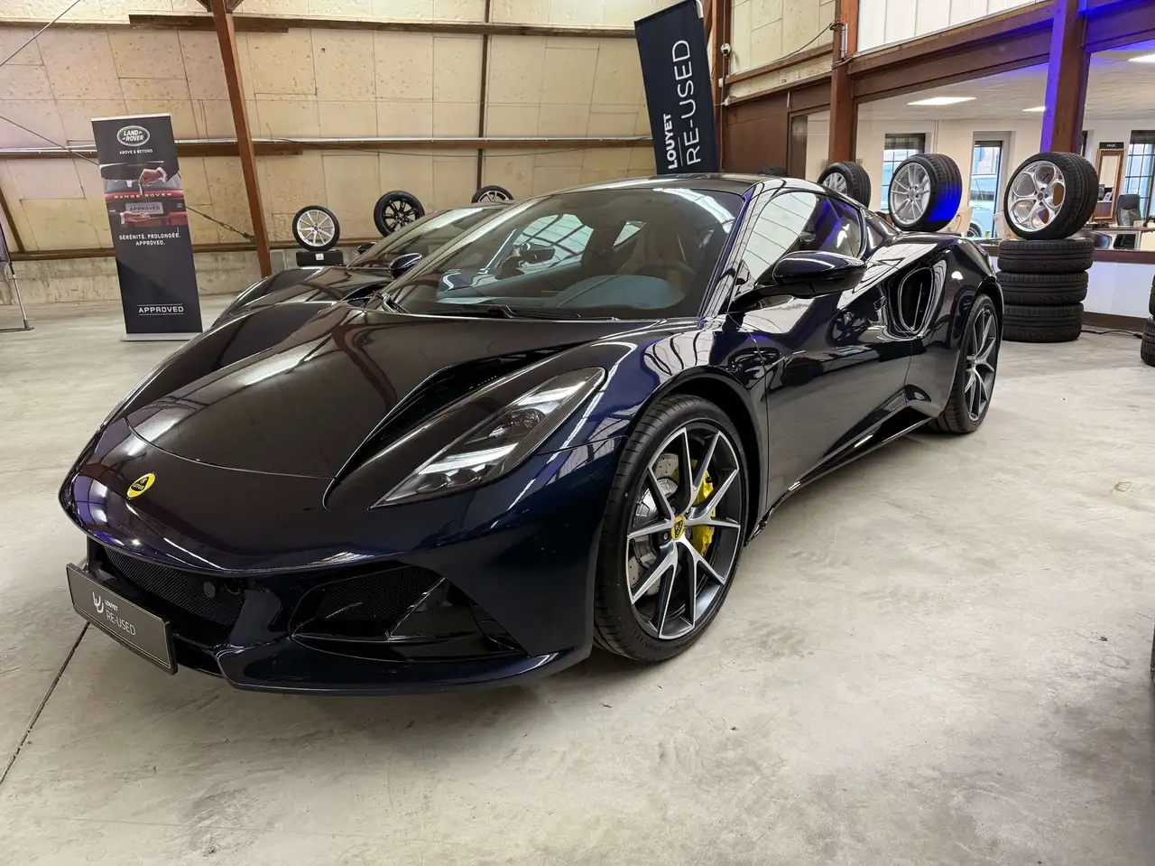 Emira4 Cylindres First Edition