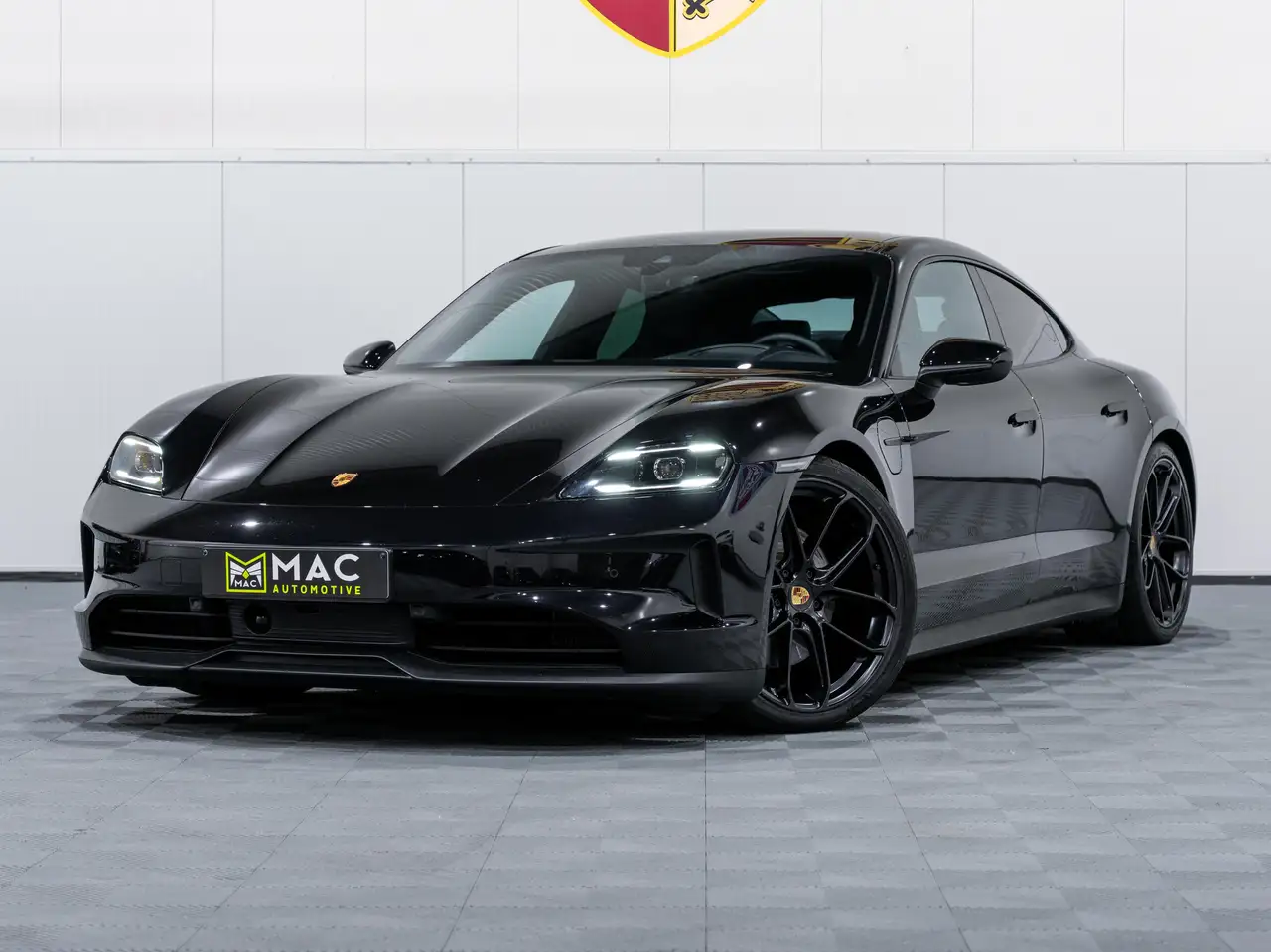 TaycanFACE LIFT Perf Batt+/Head Up/21inch/Sport Chrono