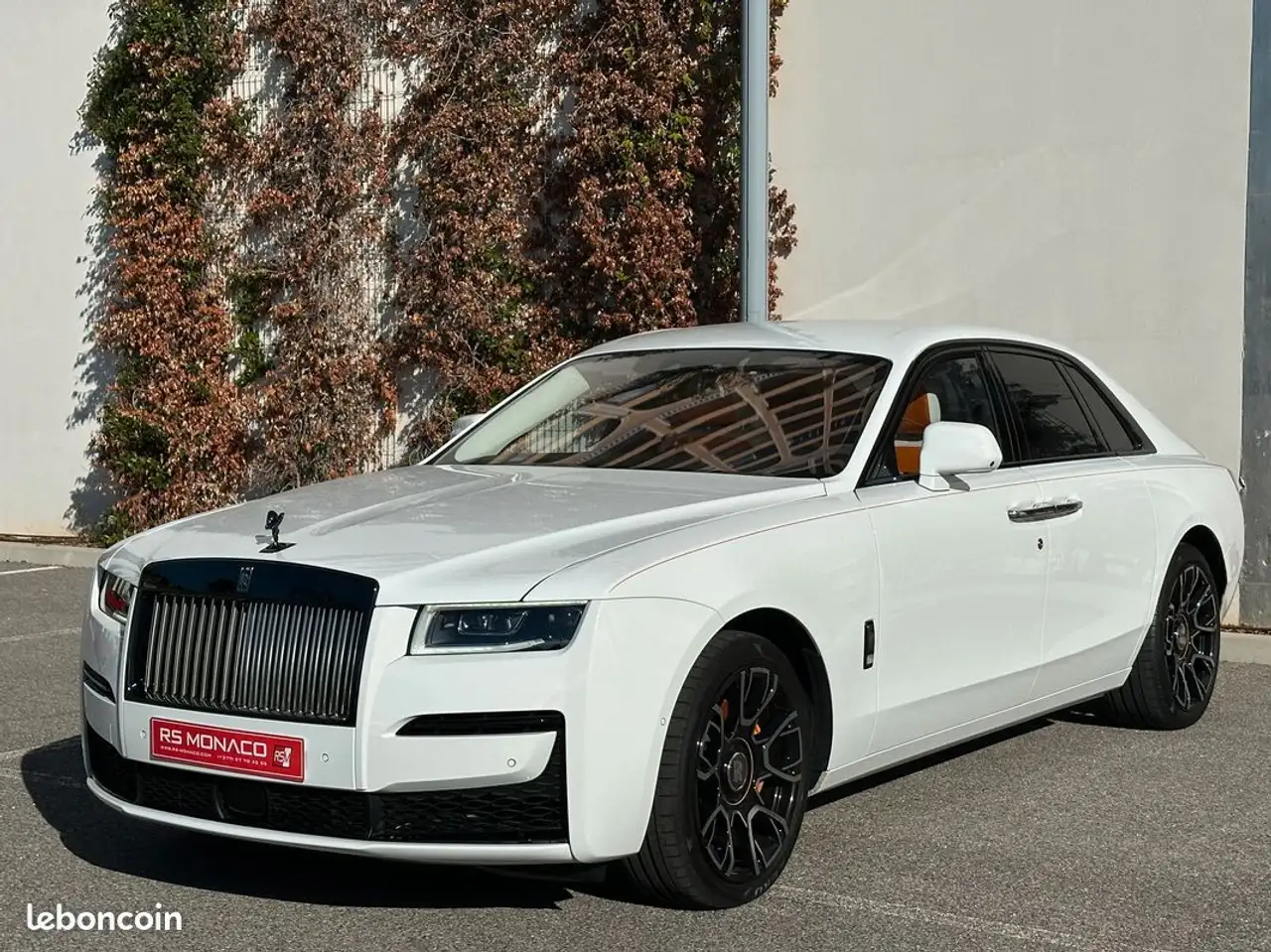 GhostRolls royce v12 black badge