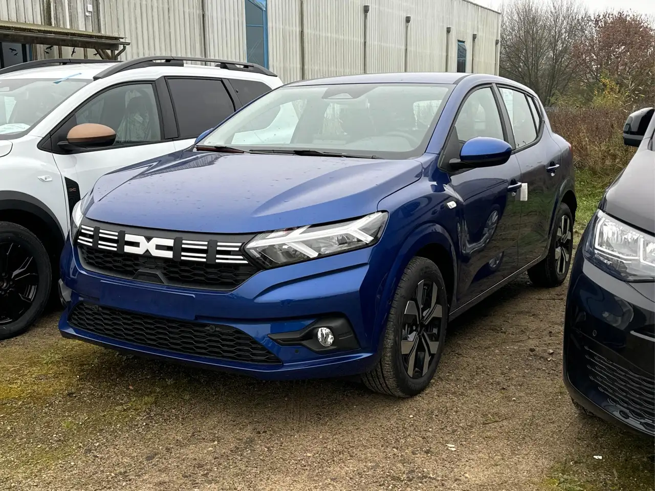 SanderoExpression KAMERA+SHZ + PDC+ DAB+ KLIMA 1.0 TCe...