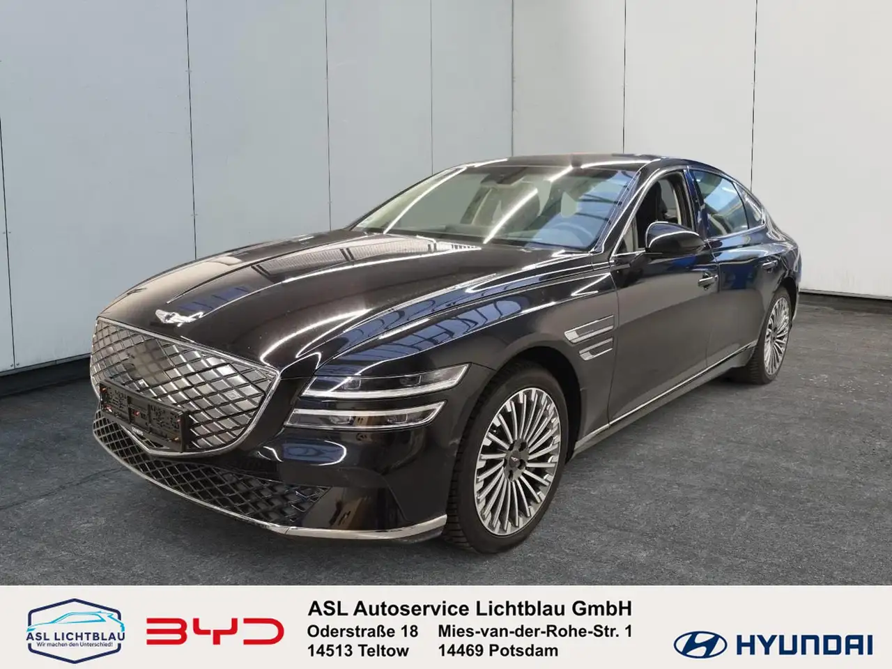 G80Luxury Electrified  Solar Roof Pack & Comfort S...