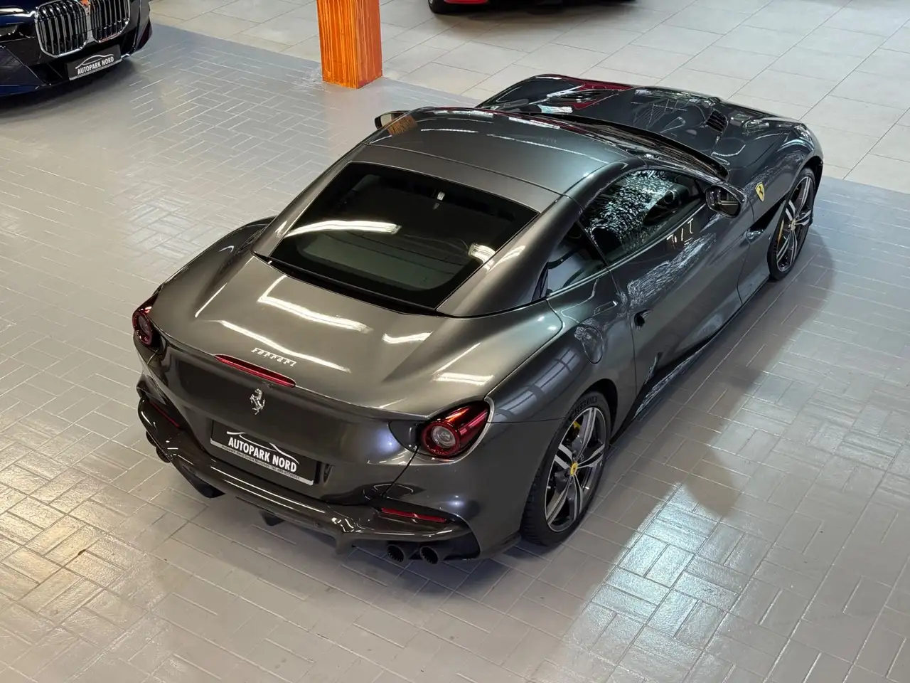 Фото машины