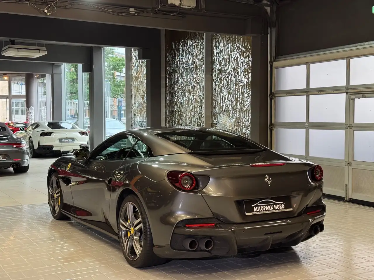 Фото машины