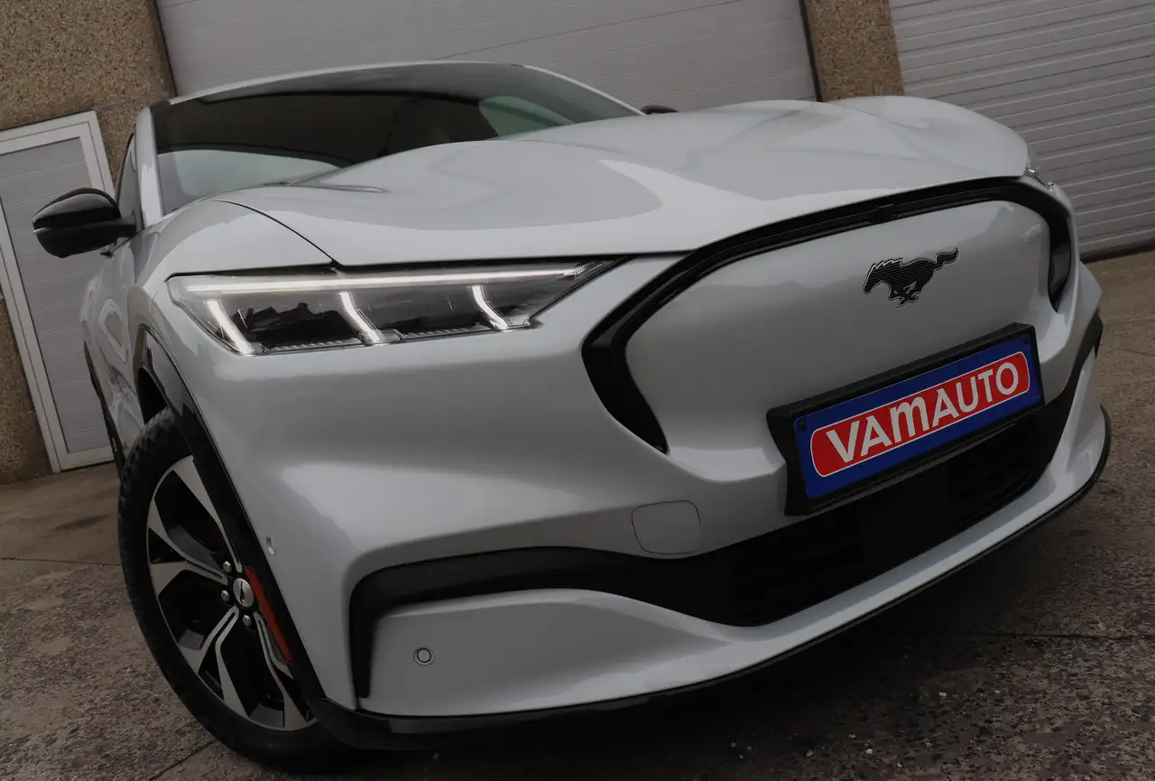 Mustang Mach-EPremium - Leder/360/BlindSpot/Keyless/AdaptiveCC