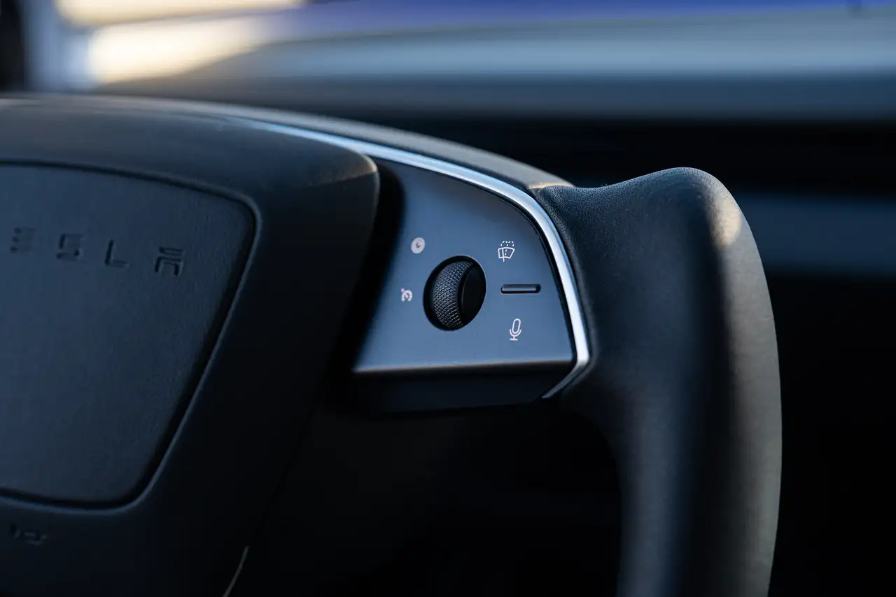 Фото машины 24