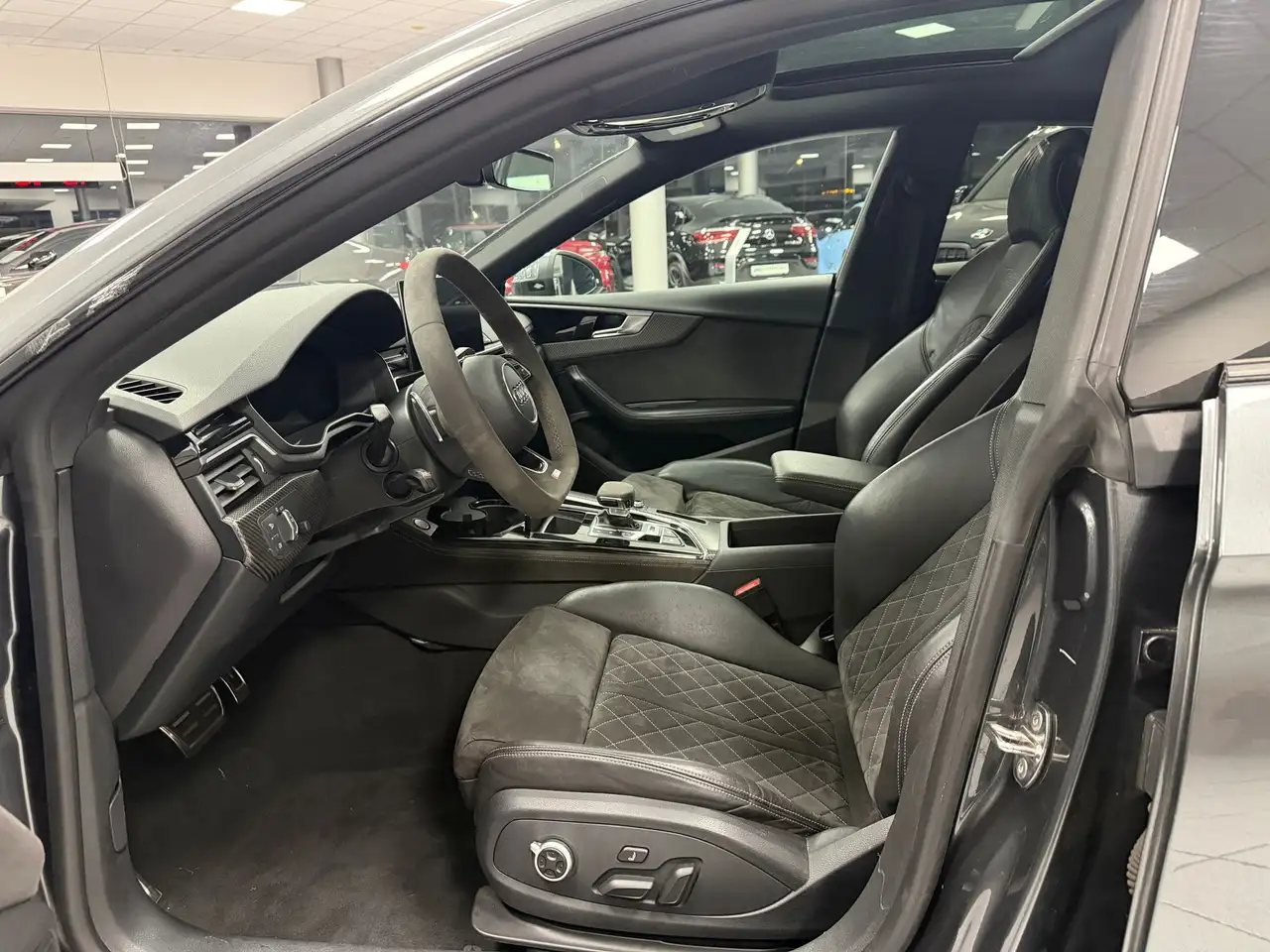 Фото машины