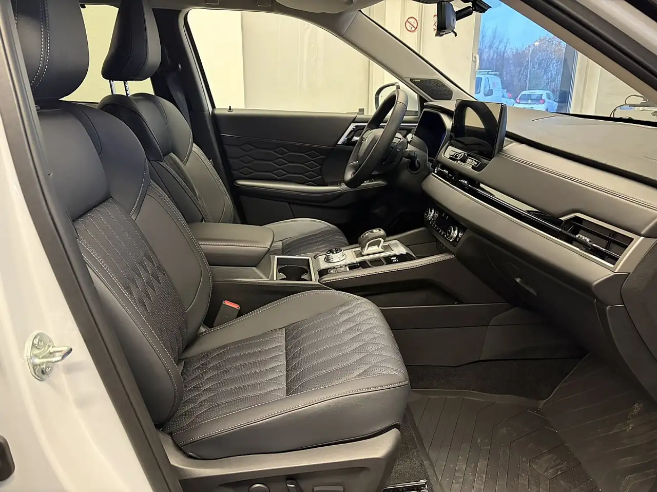 Outlander2,4 PHEV S-AWC Diamond