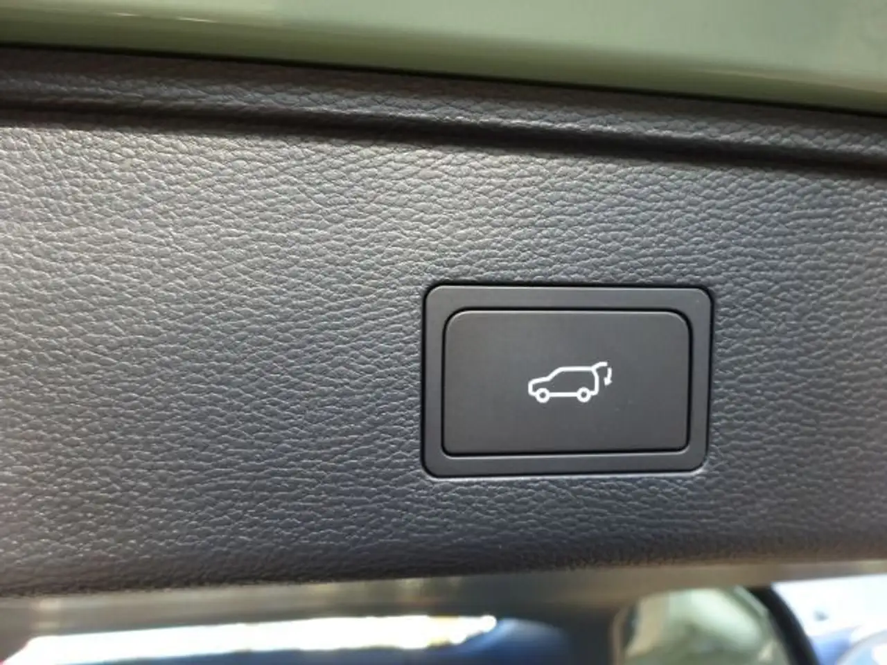 BJ301.5l HEV 4WD 19" 360° CarPlay ACC