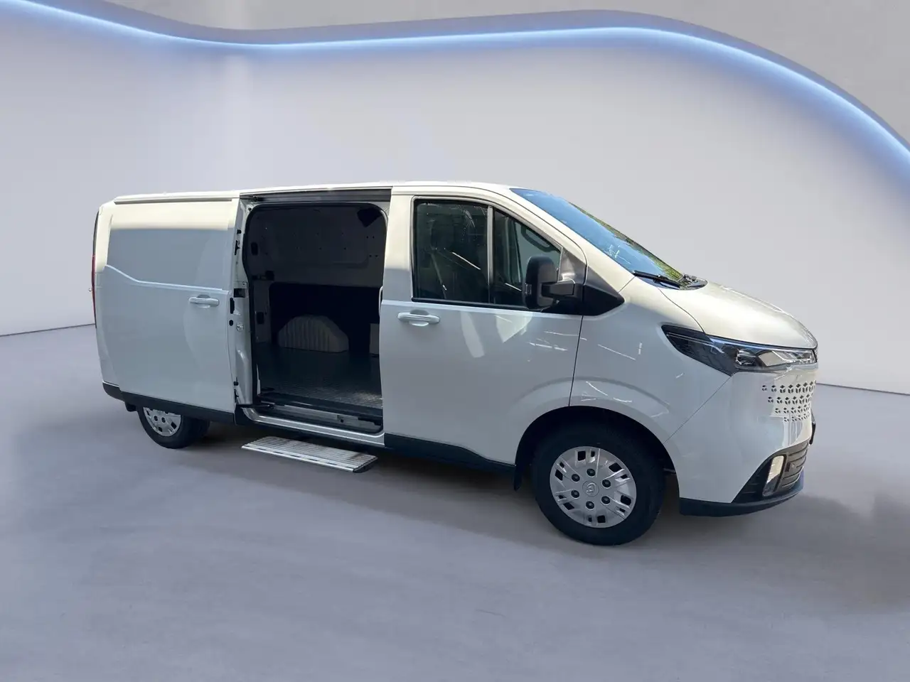 eDeliver 72.0 Diesel L2 mit 3 Sitzplätzen