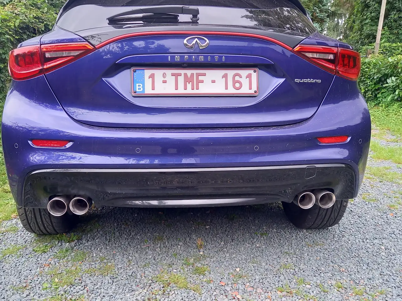 Q30Q30 2.2d AWD Luxe Tech DCT