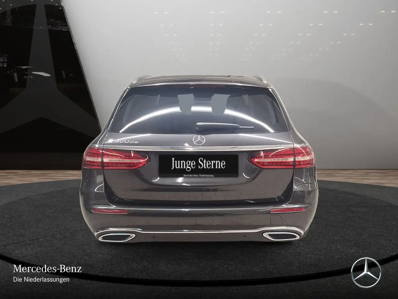 E 300de T AVANTG+LED+FAHRASS+KAMERA+9G