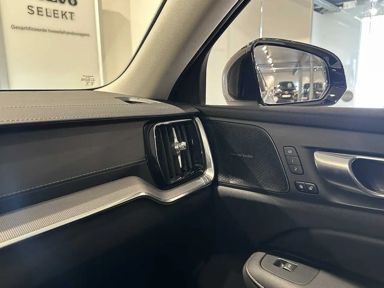 S60T8 Recharge Ultimate