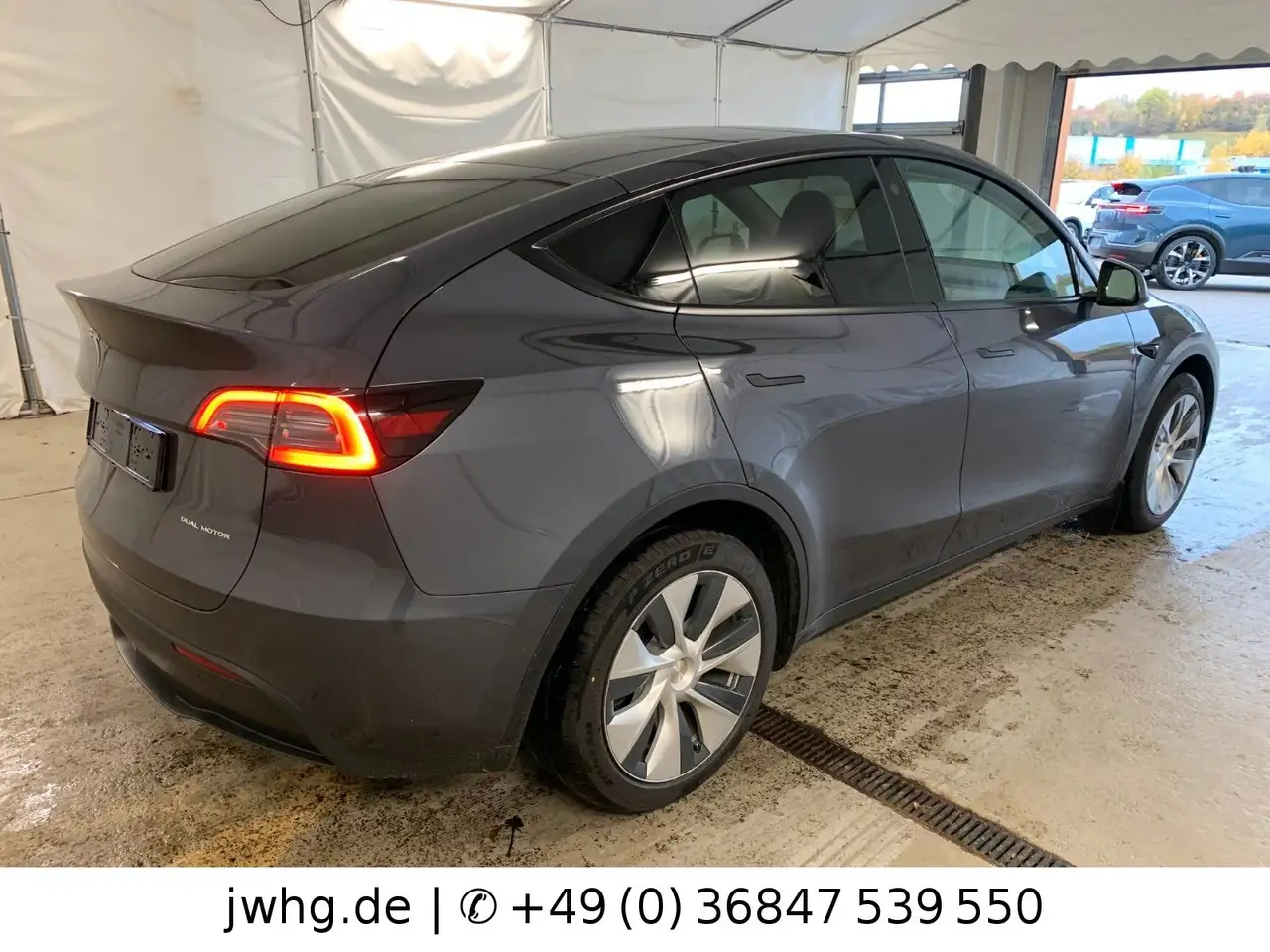 Model YLong Range Dual AWD|Autopilot|Pano|