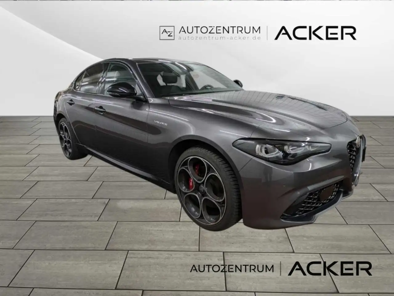 Giulia2.0 Turbo AT8 Q4 Veloce Techno ACC -46%*